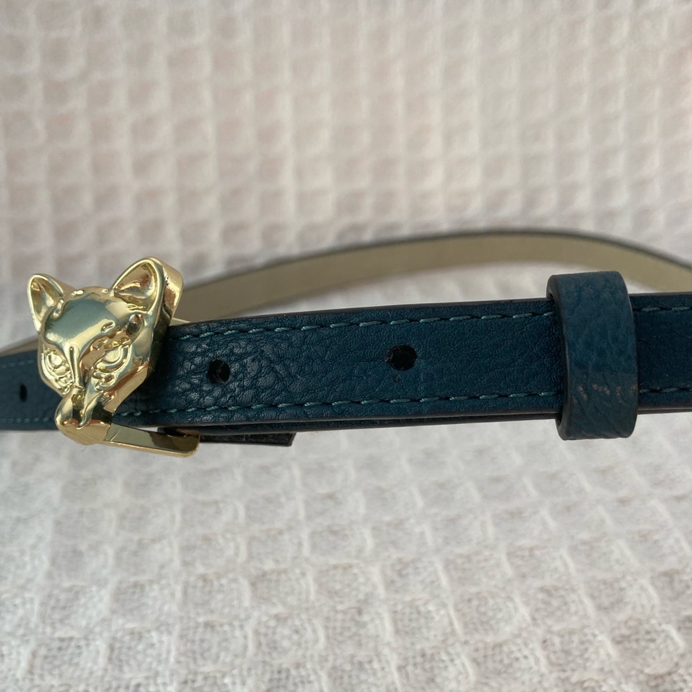 Tucker + Tate Girls Blue Belt With Goldtone Animal Buckle - Picture 3 of 5